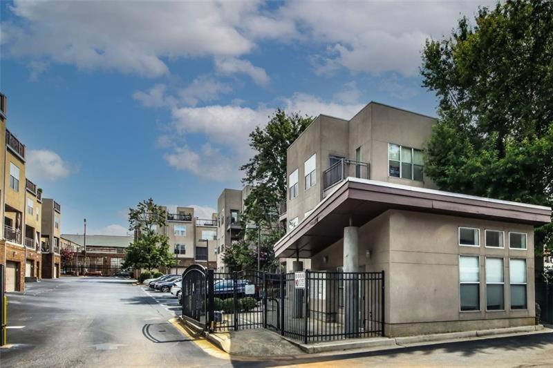Trendy Castleberry Hill Condo- Walk To Mercedes Benz/ All Downtown Attractions Atlanta Luaran gambar